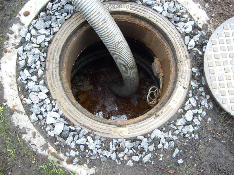 Откачка дренажных и канализационных колодцев в Серпухове